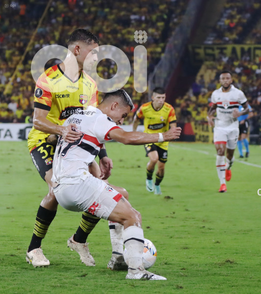 FBL-LIBERTADORES-BARCELONA-SAO PAULO