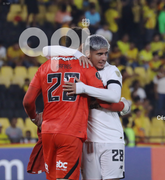 FBL-LIBERTADORES-BARCELONA-SAO PAULO