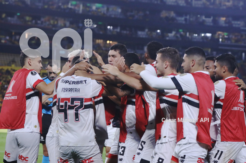 FBL-LIBERTADORES-BARCELONA-SAO PAULO