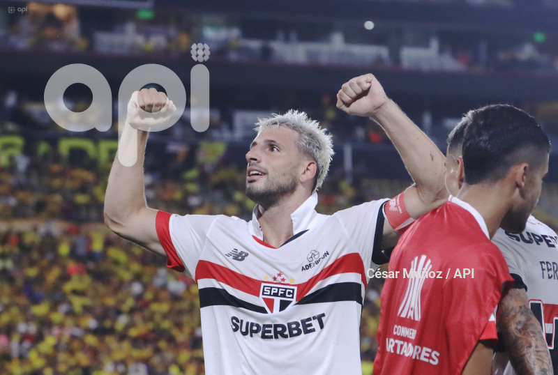 FBL-LIBERTADORES-BARCELONA-SAO PAULO
