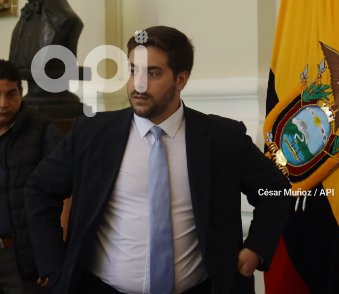 GYE-GOBERNADOR DEL GUAYAS
