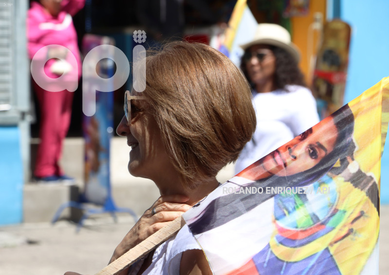 MARCHAS-APOYO-FISCAL-DIANA-SALAZAR