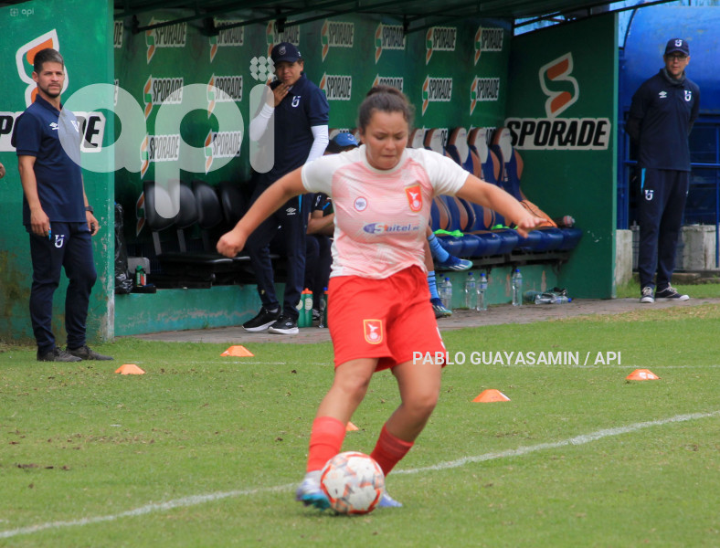 FBL-SUPERLIGA-FEMENINA-CATOLICA-DEP-IBARRA