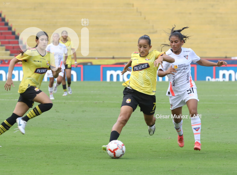 FBL-SUPERLIGA-BARCELONA-LIGA QUITO