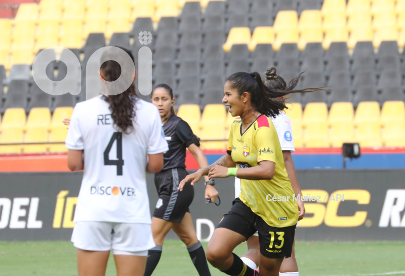 FBL-SUPERLIGA-BARCELONA-LIGA QUITO