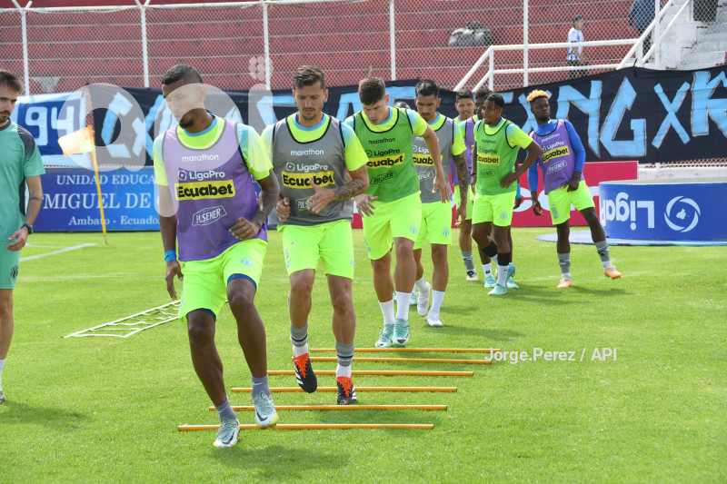 FBL LIGA PRO ECUABET MACARA AUCAS