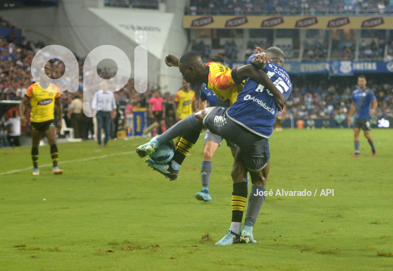 FBL-LIGAPRO-EMELEC-BARCELONA