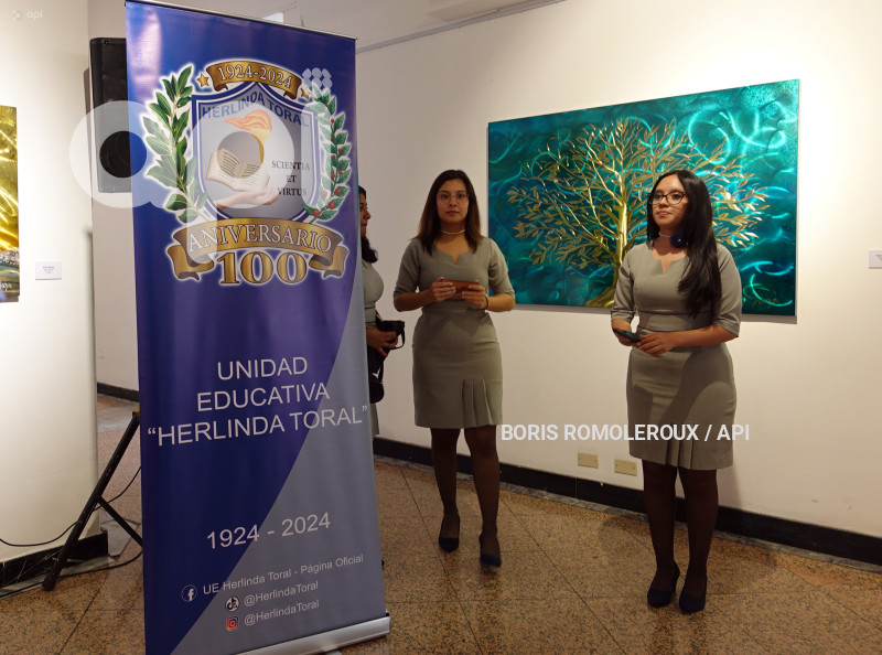 CUENCA-RUEDA DE PRENSA-ANIVERSARIO 100 AÑOS HERLINDA