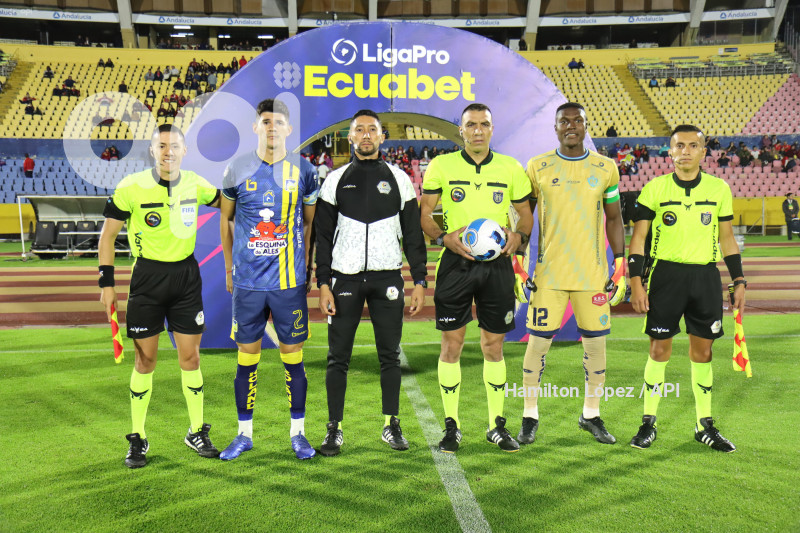 FBL-LIGA-PRO-ECUABET-NACIONAL-DELFIN