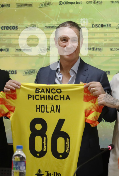 GYE-ARIEL HOLAN DT BARCELONA