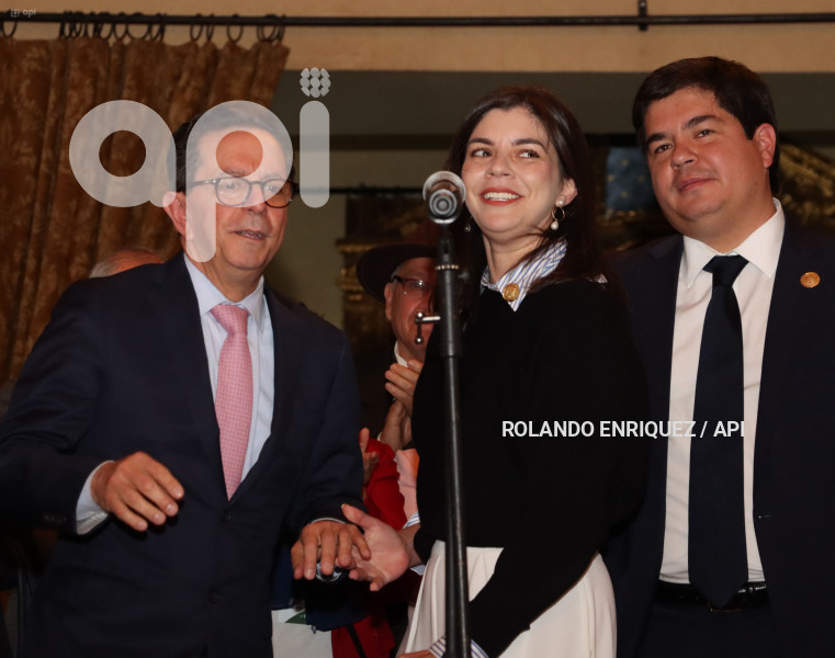 DESPEDIDA-ROBERTO-IZURIETA