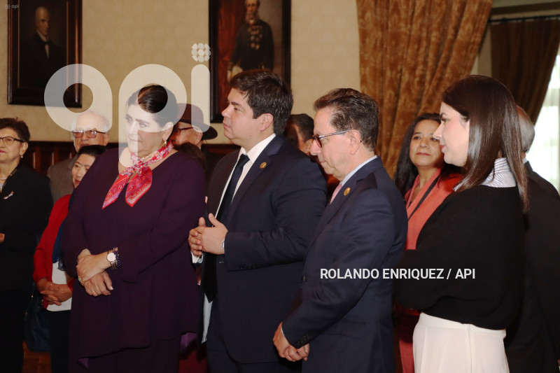 DESPEDIDA-ROBERTO-IZURIETA