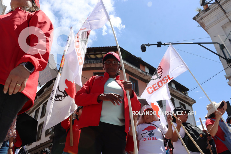 UIO-MARCHA-DIA-TRABAJADOR
