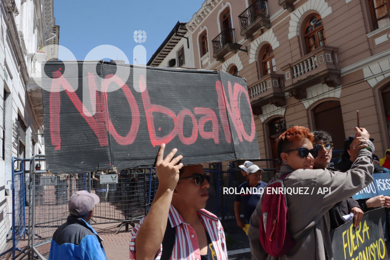 UIO-MARCHA-DIA-TRABAJADOR