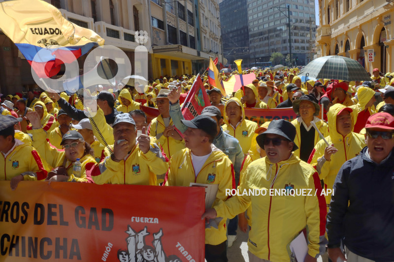 UIO-MARCHA-DIA-TRABAJADOR
