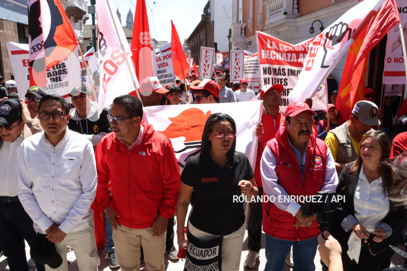 UIO-MARCHA-DIA-TRABAJADOR