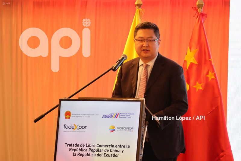 UIO-TLC-ECUADOR-CHINA