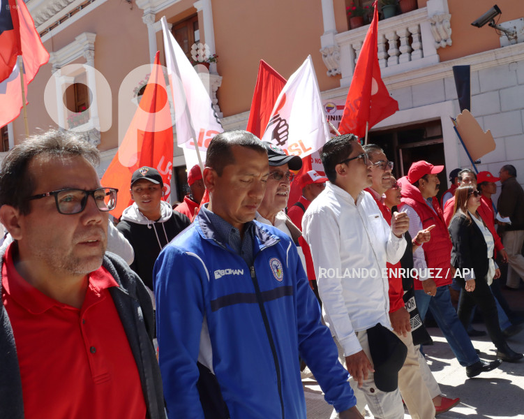 UIO-MARCHA-DIA-TRABAJADOR