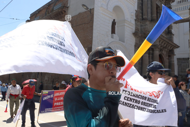UIO-MARCHA-DIA-TRABAJADOR