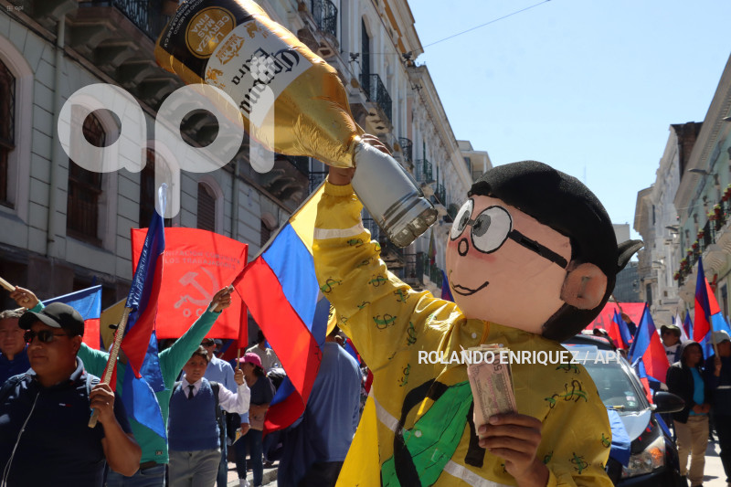 UIO-MARCHA-DIA-TRABAJADOR