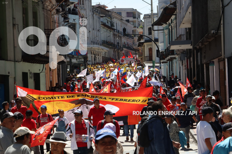 UIO-MARCHA-DIA-TRABAJADOR