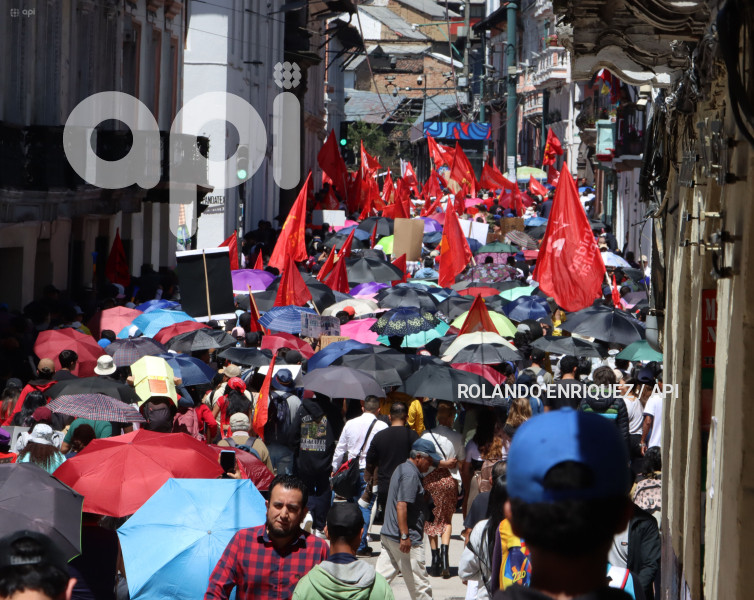 UIO-MARCHA-DIA-TRABAJADOR