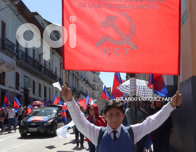 UIO-MARCHA-DIA-TRABAJADOR