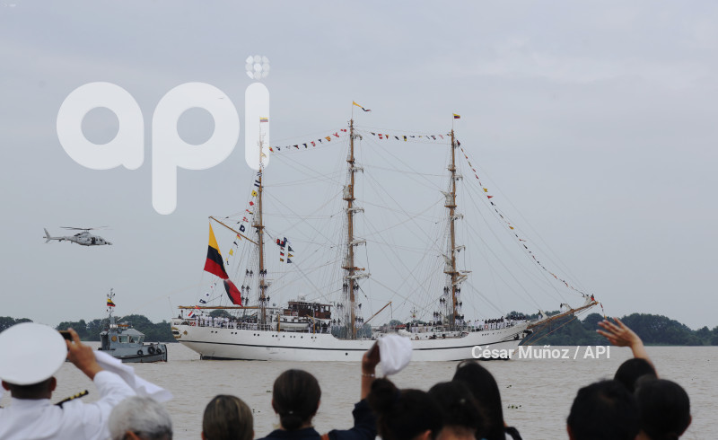 GYE-ZARPE BUQUE ESCUELA GUAYAS