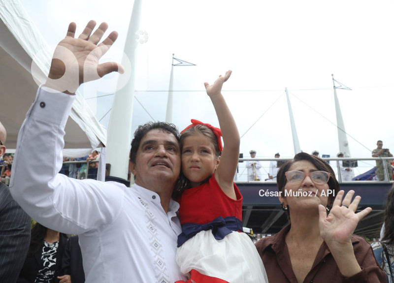 GYE-ZARPE BUQUE ESCUELA GUAYAS