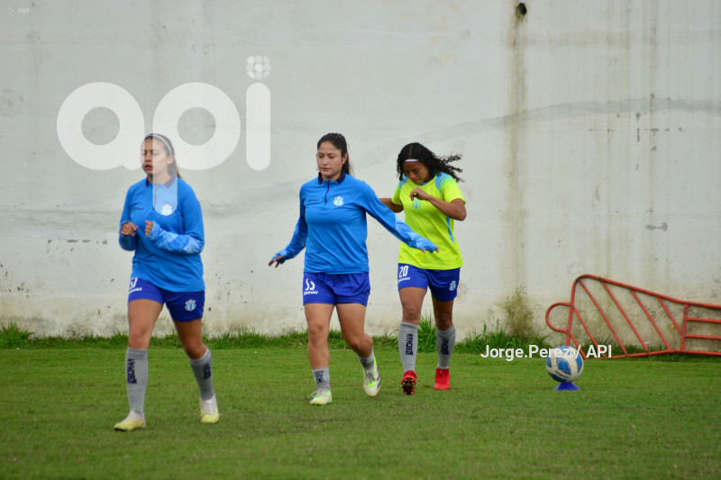 FBL SUPER LIGA FEMENINA MACARA CUENCA.