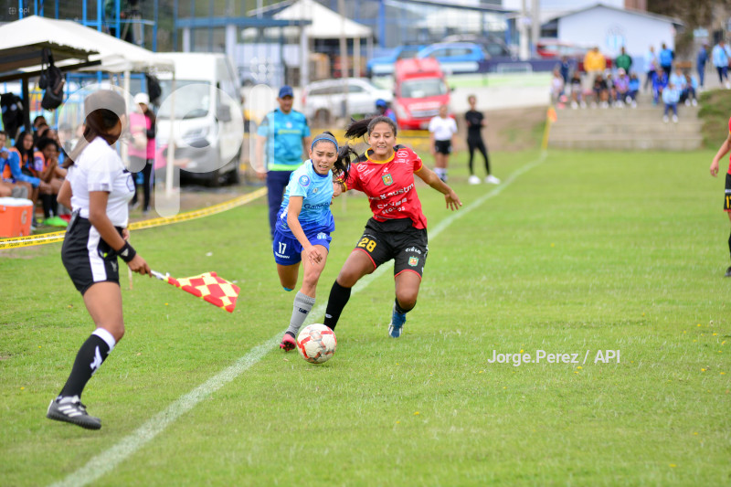 FBL SUPER LIGA FEMENINA MACARA CUENCA.
