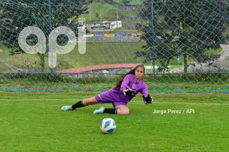 FBL SUPER LIGA FEMENINA MACARA CUENCA.