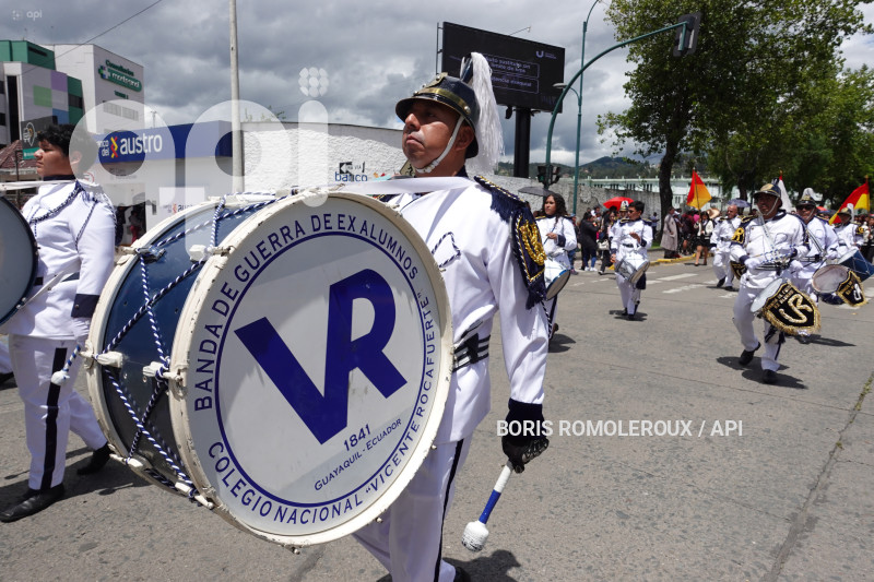 CUENCA-DESFILE-160 AÑOS-BENIGNO MALO