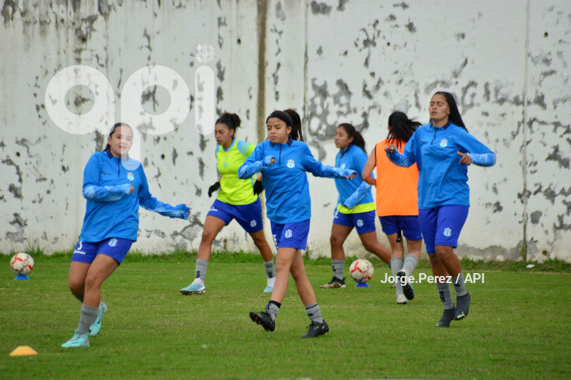 FBL SUPER LIGA FEMENINA MACARA CUENCA.