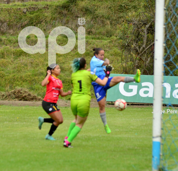FBL SUPER LIGA FEMENINA MACARA CUENCA.