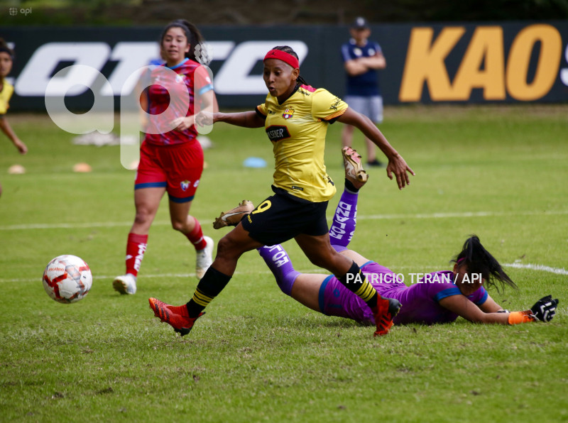 FBL-SUPERLIGA-FEMENINA - EL NACIONAL-BARCELONA S.C.