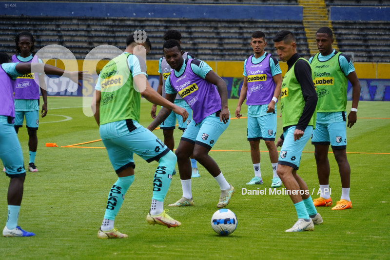 FBL LIGAPRO CUMBAYA MACARA