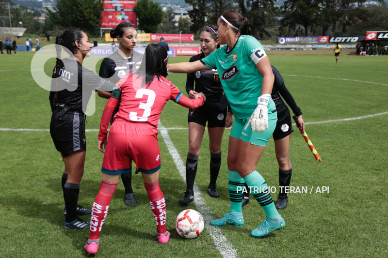 FBL-SUPERLIGA-FEMENINA - EL NACIONAL-BARCELONA S.C.