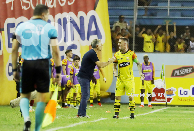 FBL-LIGAPRO-DELFIN-BARCELONA