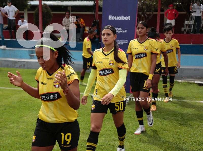 FBL-SUPERLIGA-FEMENINA - EL NACIONAL-BARCELONA S.C.