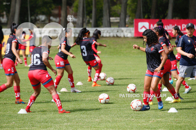 FBL-SUPERLIGA-FEMENINA - EL NACIONAL-BARCELONA S.C.