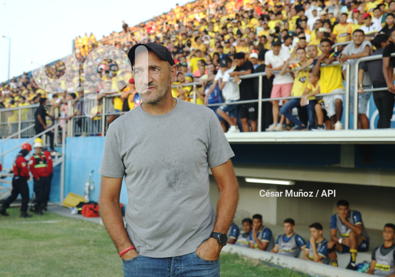 FBL-LIGAPRO-DELFIN-BARCELONA