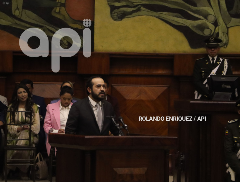 ASAMBLEA-ALCALDES-LEY-GOBIERNOS-AUTONOMOS