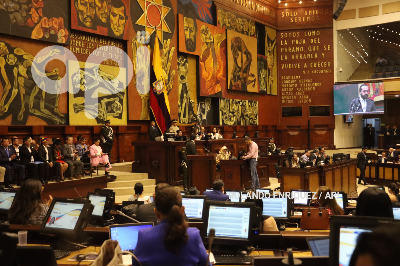 ASAMBLEA-ALCALDES-LEY-GOBIERNOS-AUTONOMOS