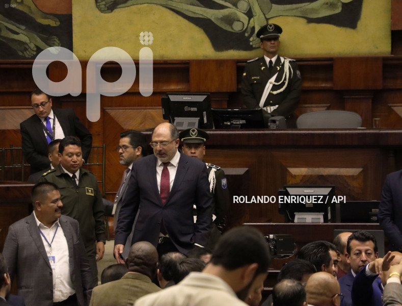 ASAMBLEA-ALCALDES-LEY-GOBIERNOS-AUTONOMOS