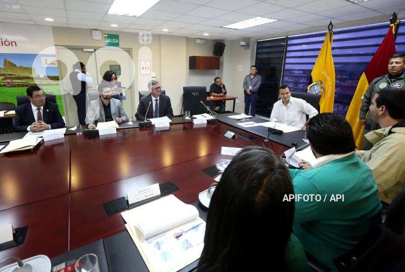 CUENCA-GABINETE-PRESIDENTE NOBOA
