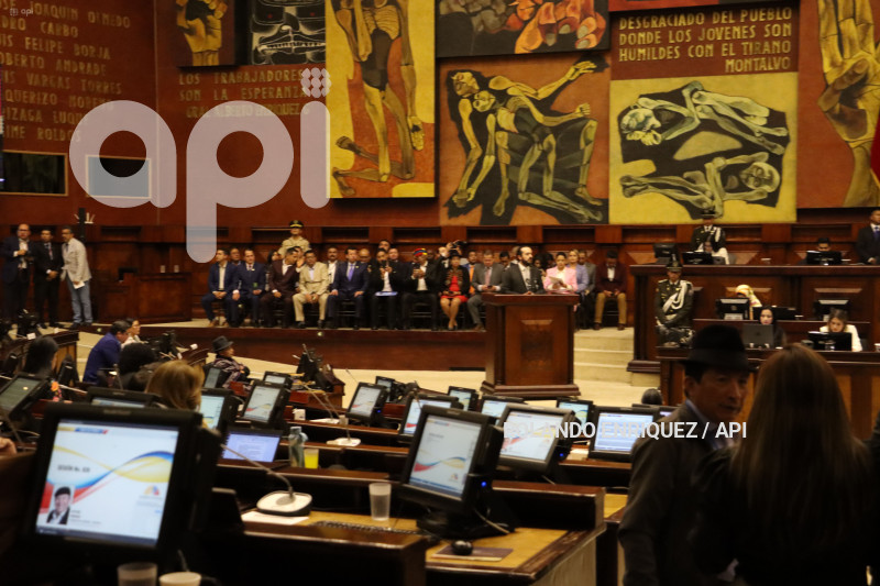 ASAMBLEA-ALCALDES-LEY-GOBIERNOS-AUTONOMOS