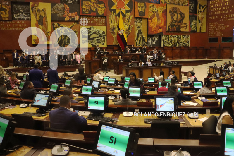 ASAMBLEA-ALCALDES-LEY-GOBIERNOS-AUTONOMOS