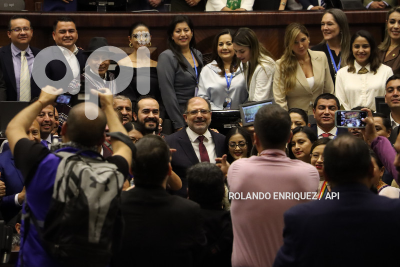 ASAMBLEA-ALCALDES-LEY-GOBIERNOS-AUTONOMOS