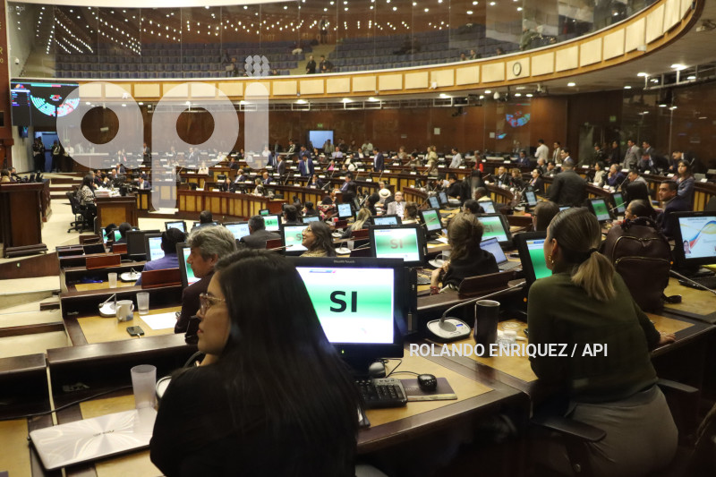 ASAMBLEA-APROBACIÓN-LEY-ACOSO-LABORAL